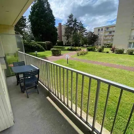 A 10min Du Centre Appartement